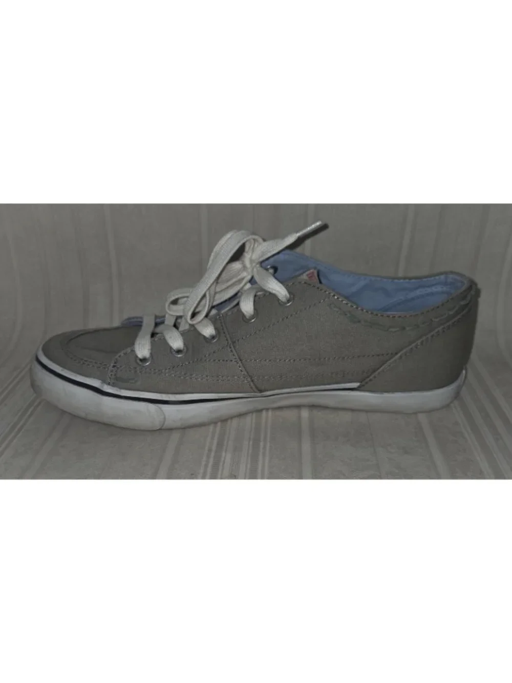 True Religion Vintage Canvas Low Top Sneakers Dark Grey Men’s Sz 10.5 TR118107j